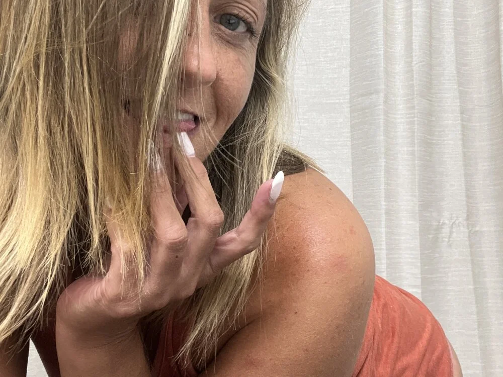 FoxyMillie: офлайн-секс-чат