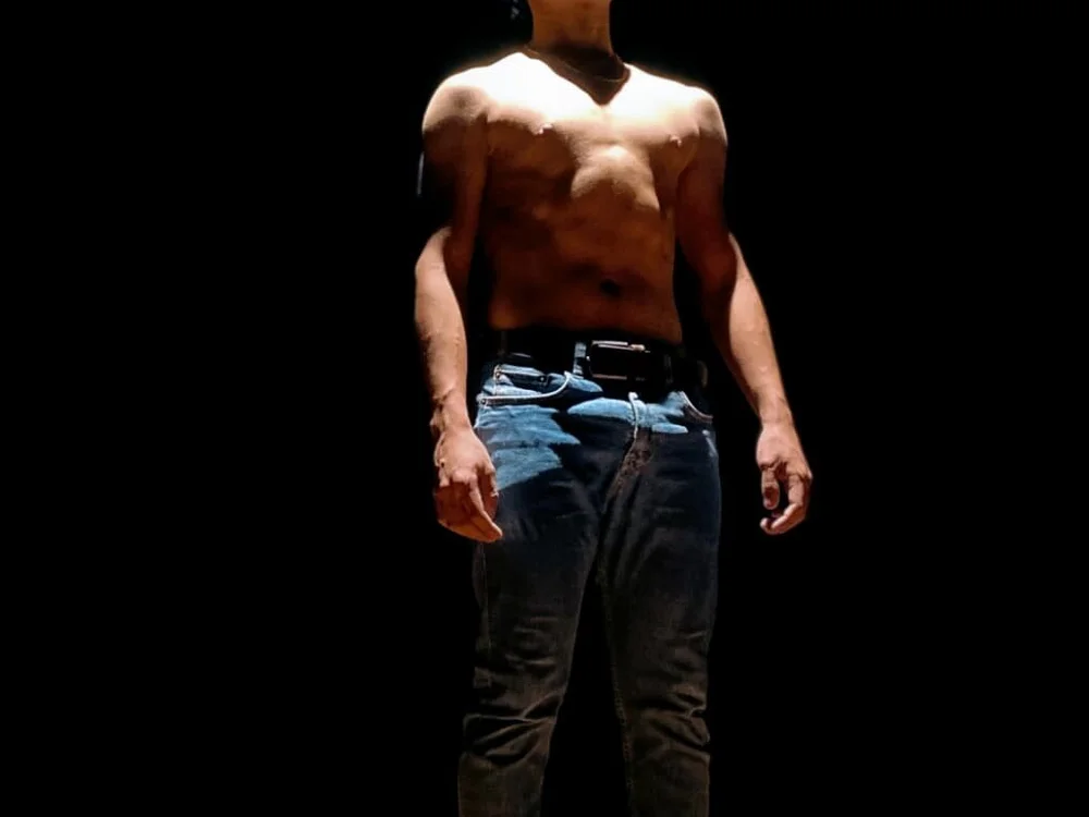 AntoniodeArmas 離線 XXX 聊天