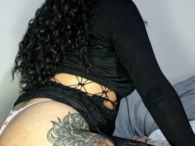 Cristal-66 Female Blackhair Online Cam Nude