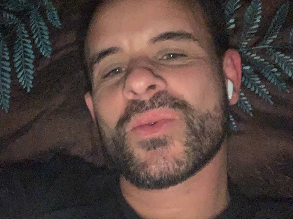 ManuAlvarez85's Offline Chat Room