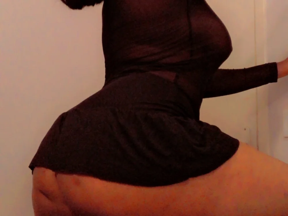 miss_tight's Offline XXX Chat