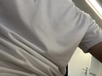 Jefjef1 Male Bisexual Online Webcam Strip