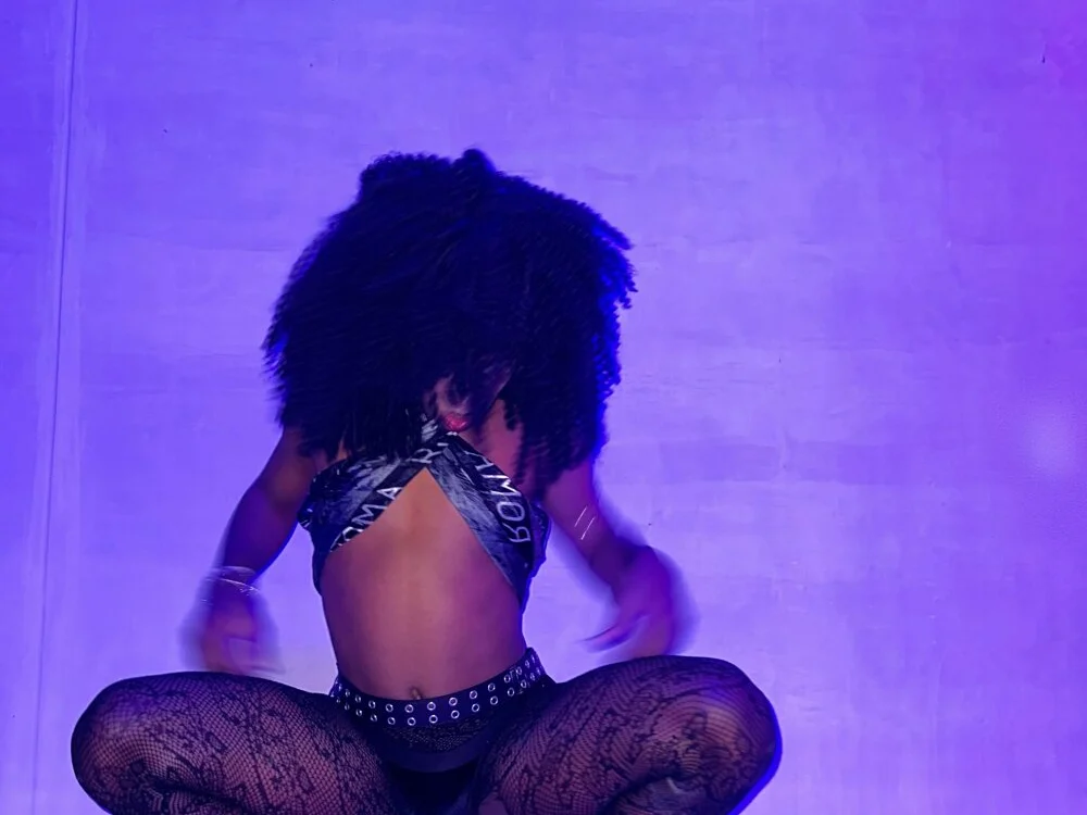 Chat XXX ao vivo de zafiro_blu