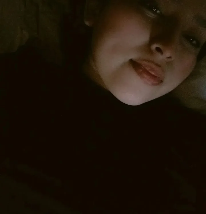 Am_rec Chat XXX offline