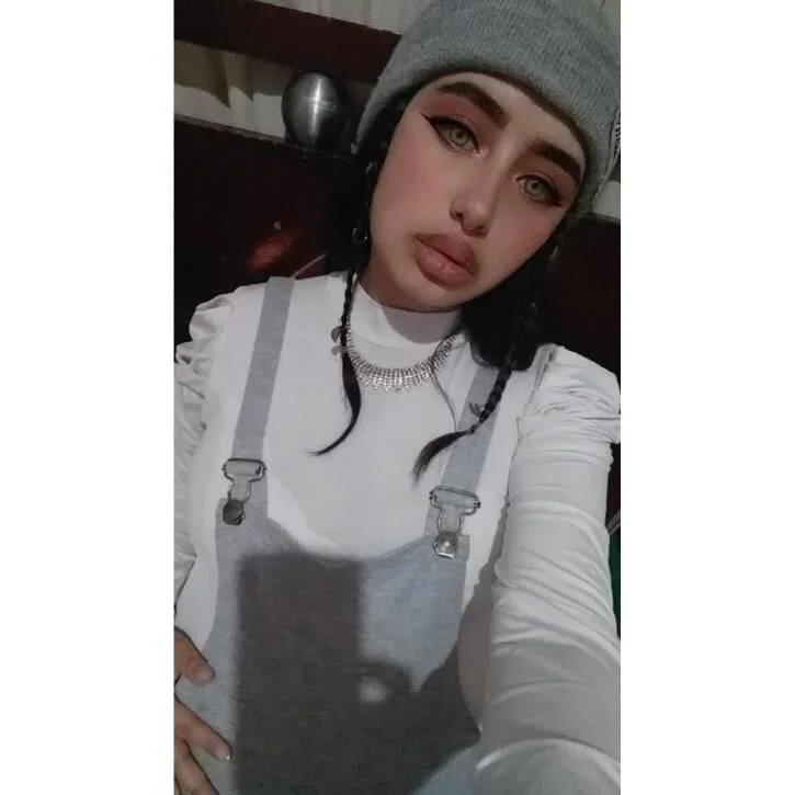 lussyevans' Offline XXX Chat