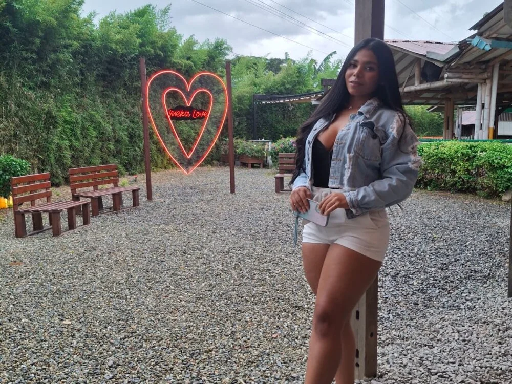 Mia_Rosex Adlı Modelin Canlı XXX Sohbeti
