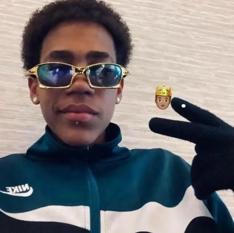 BIGDICK_BLACK23CM offline XXX-chat