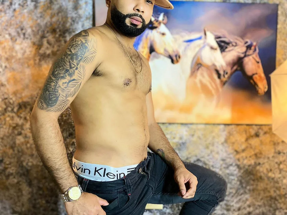 Harold_black30's Offline Chat Room