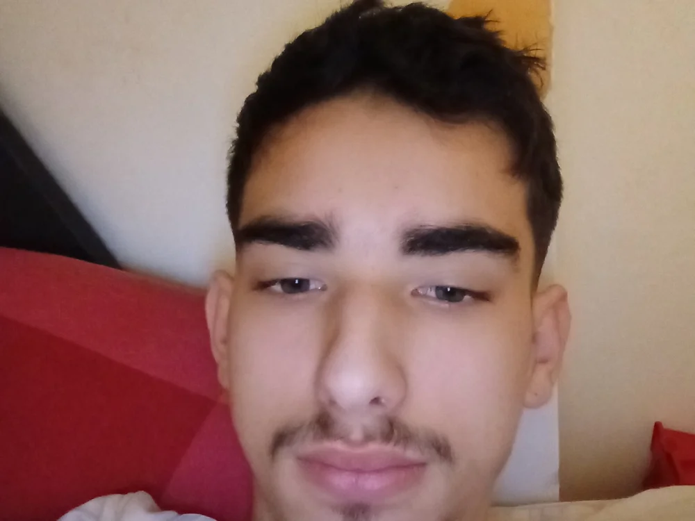 enzoaunegrosebite offline chatrum