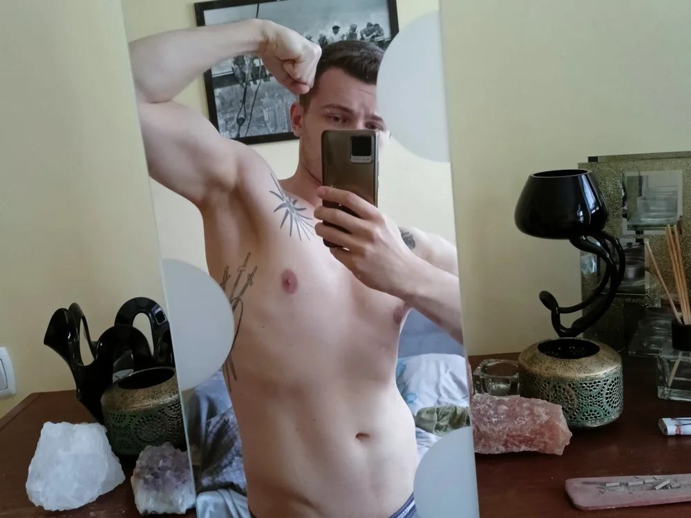 real_dadnson Offline XXX-chat