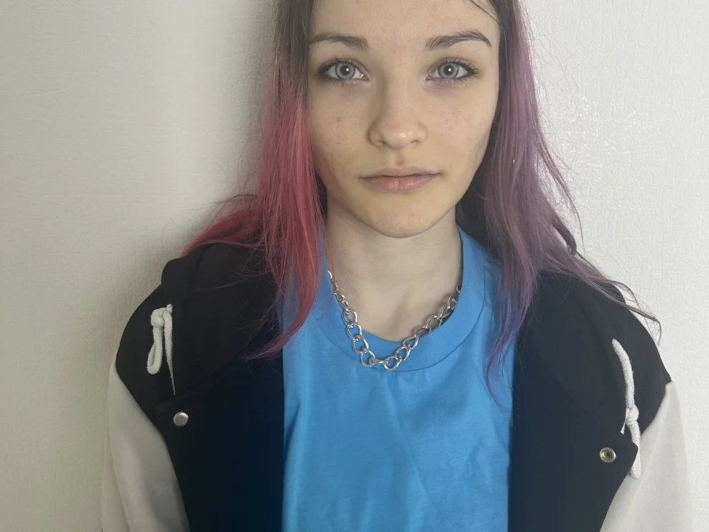 BrendaWhitev's Offline XXX Chat