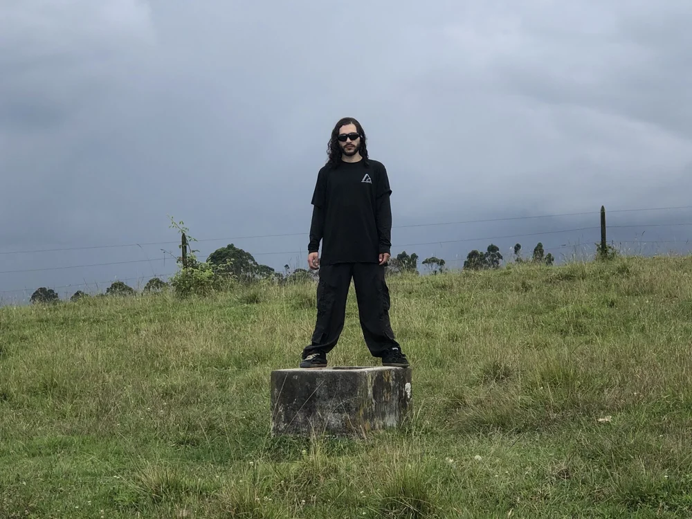 Aaron-globe – Offline XXX chat