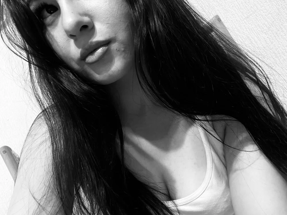 LeilaLoverx offline chatrum