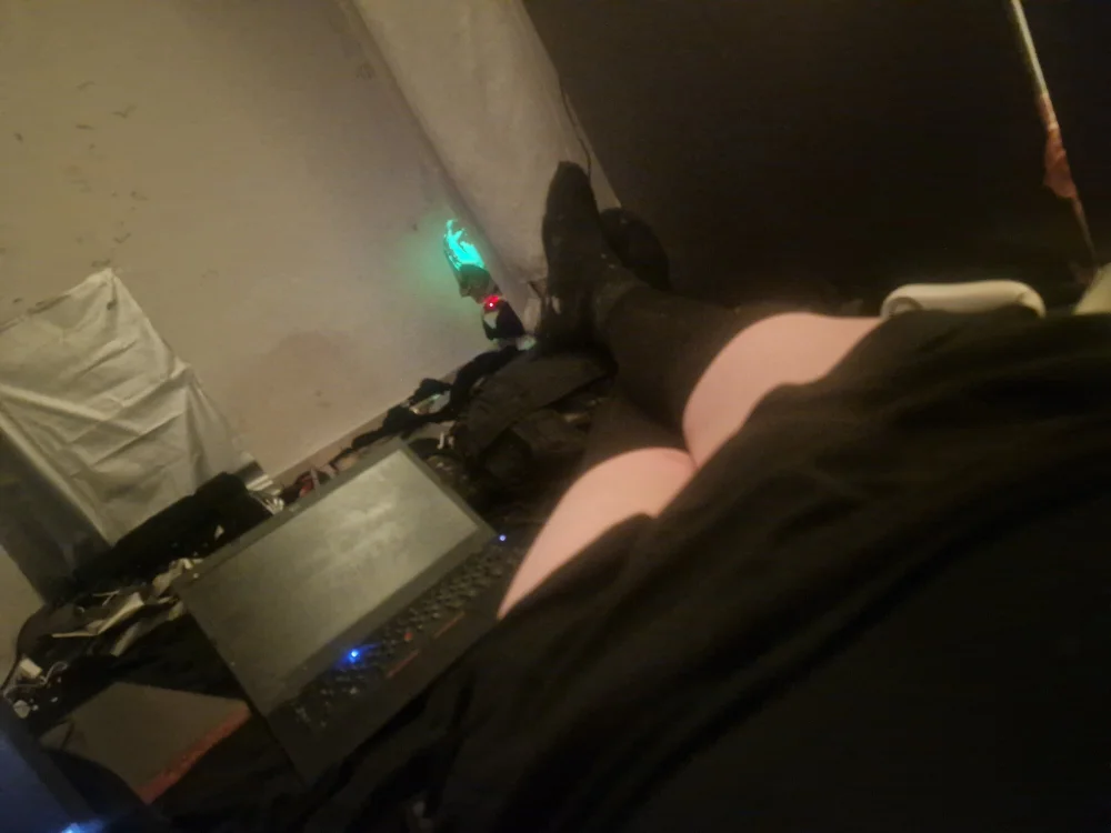 xtcshy40 Chat XXX offline