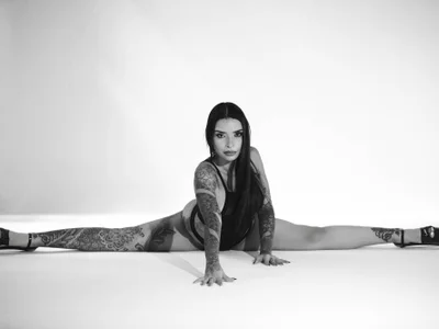 Cocoamore Female Sextoys Free Cam Striptease