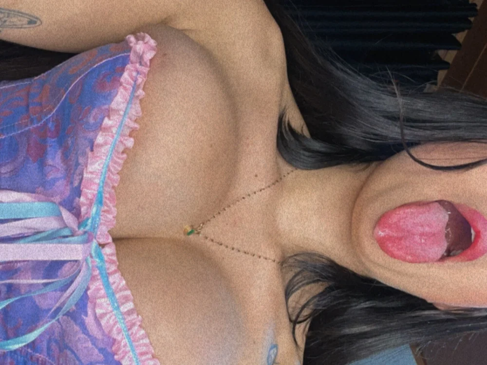 Offline chatovací místnost estef_candy1