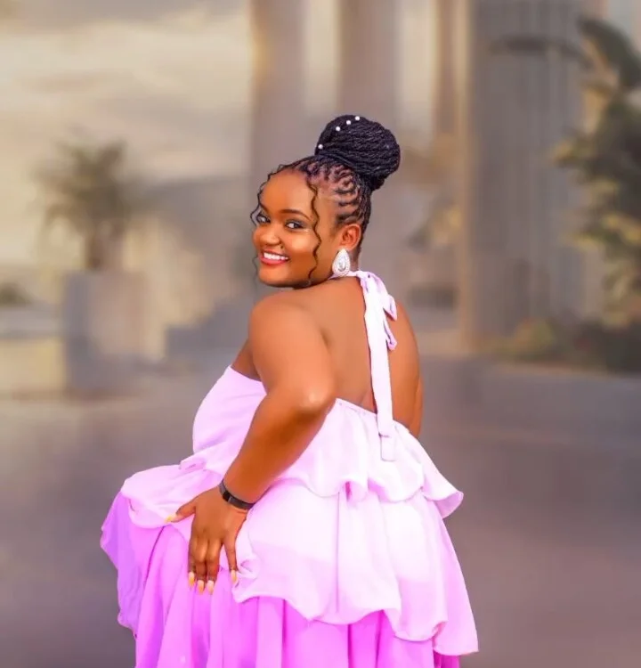 Sweet_Titts cover photo