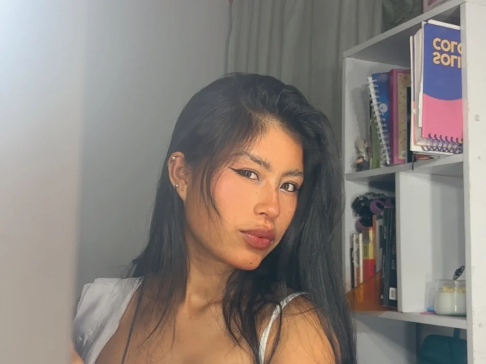 lucia7388's most recent online preview