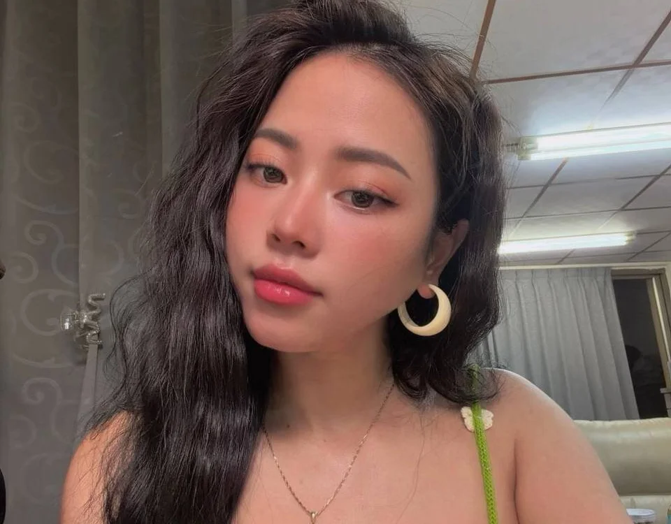 Jessica2x's most recent online preview