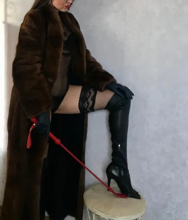 Mistress_Vanda's Offline XXX Chat