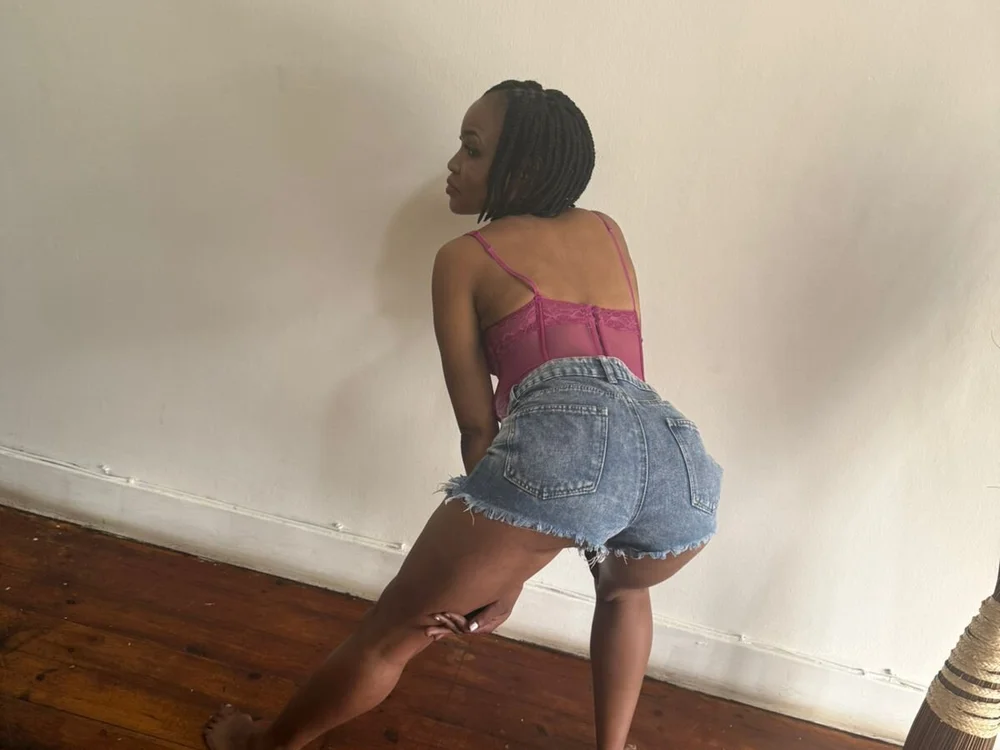 sweet-anne Offline XXX-chat