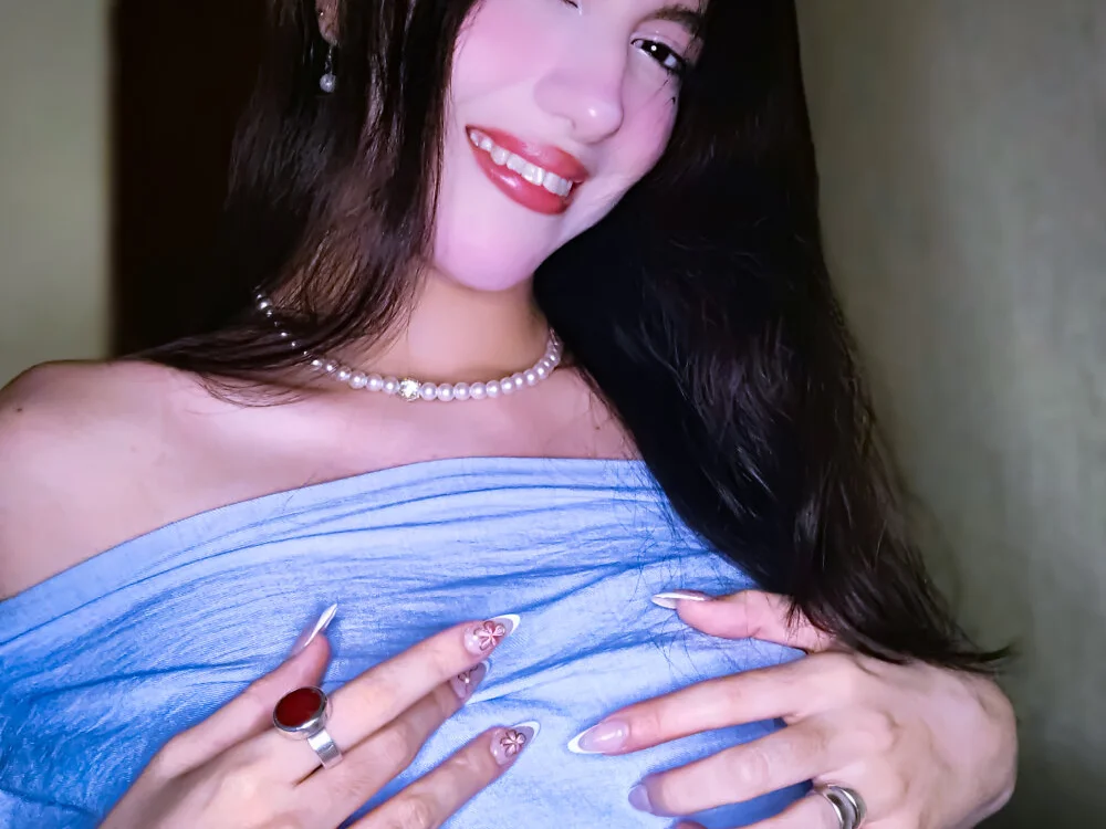 Emily-hottson Chat XXX Ngoại tuyến