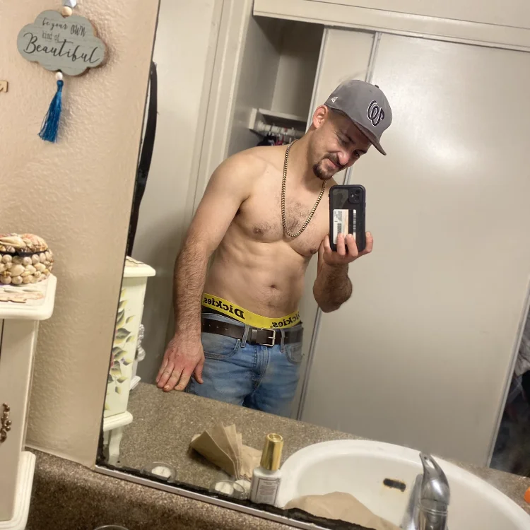 Jayboy805@xh's Offline Chat Room