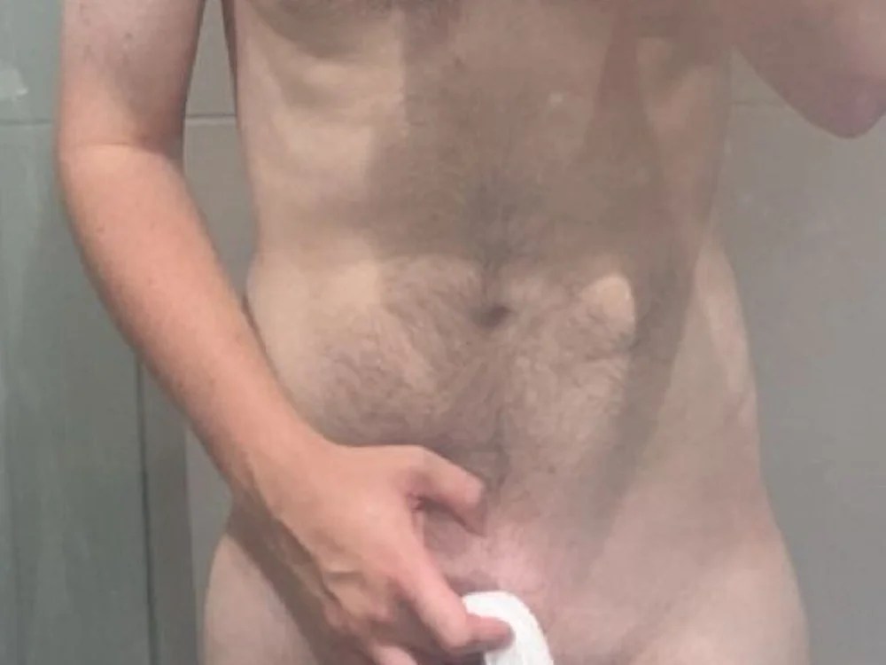 Angus80085 Offline XXX Chat