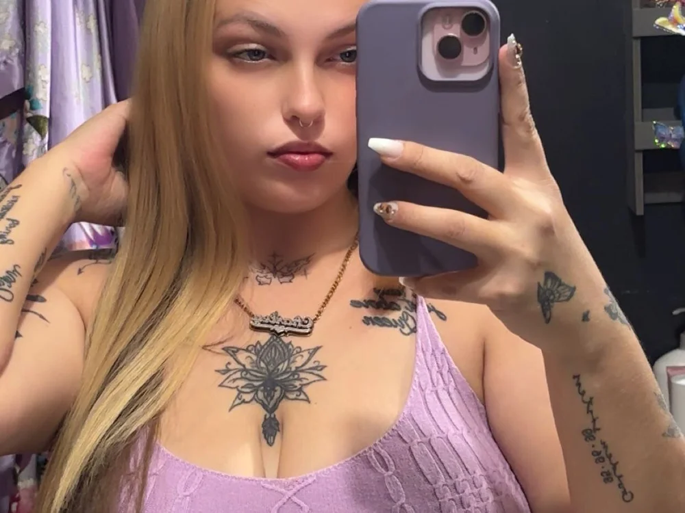 pinkxoxo cover photo