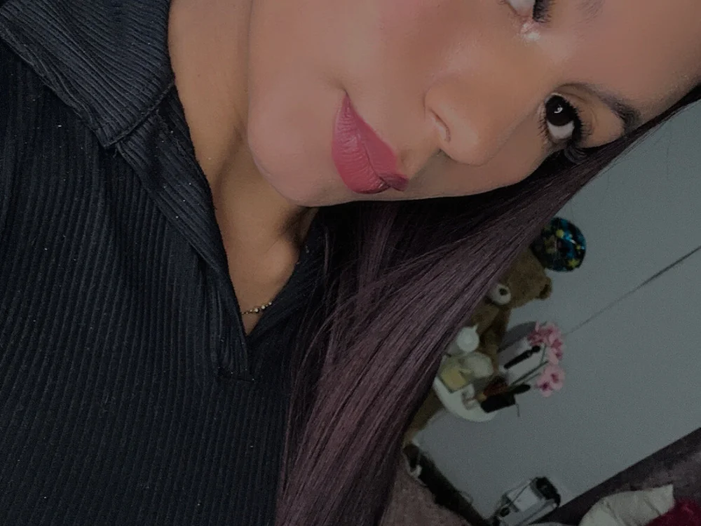 FernnadaStone's Offline XXX Chat