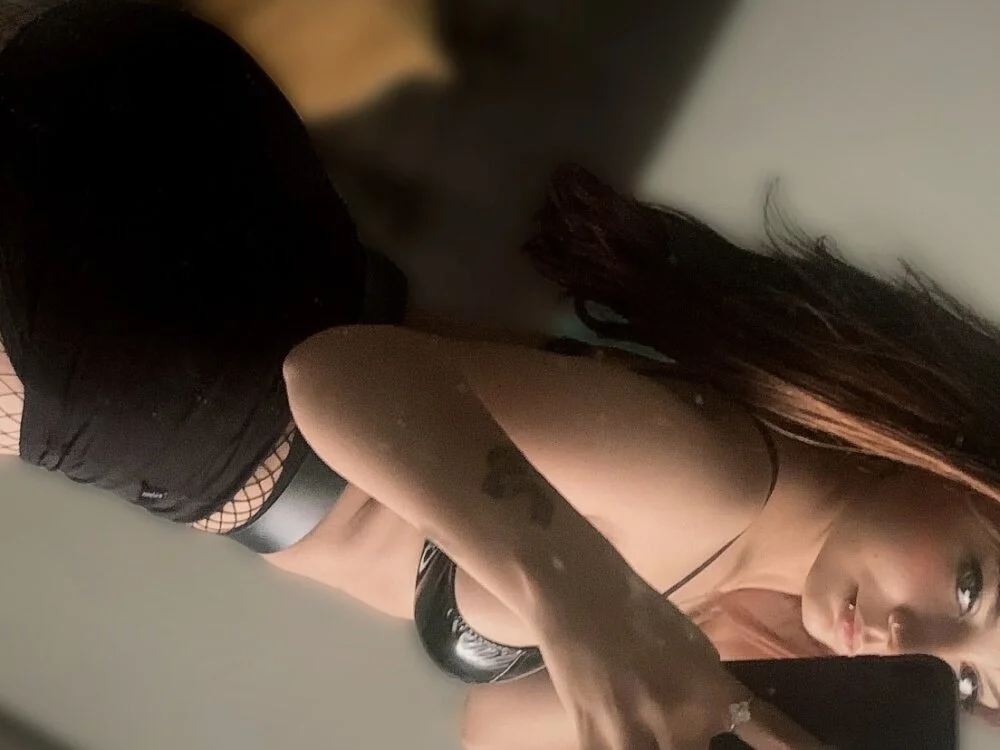 luizekim88 Offline XXX-chat