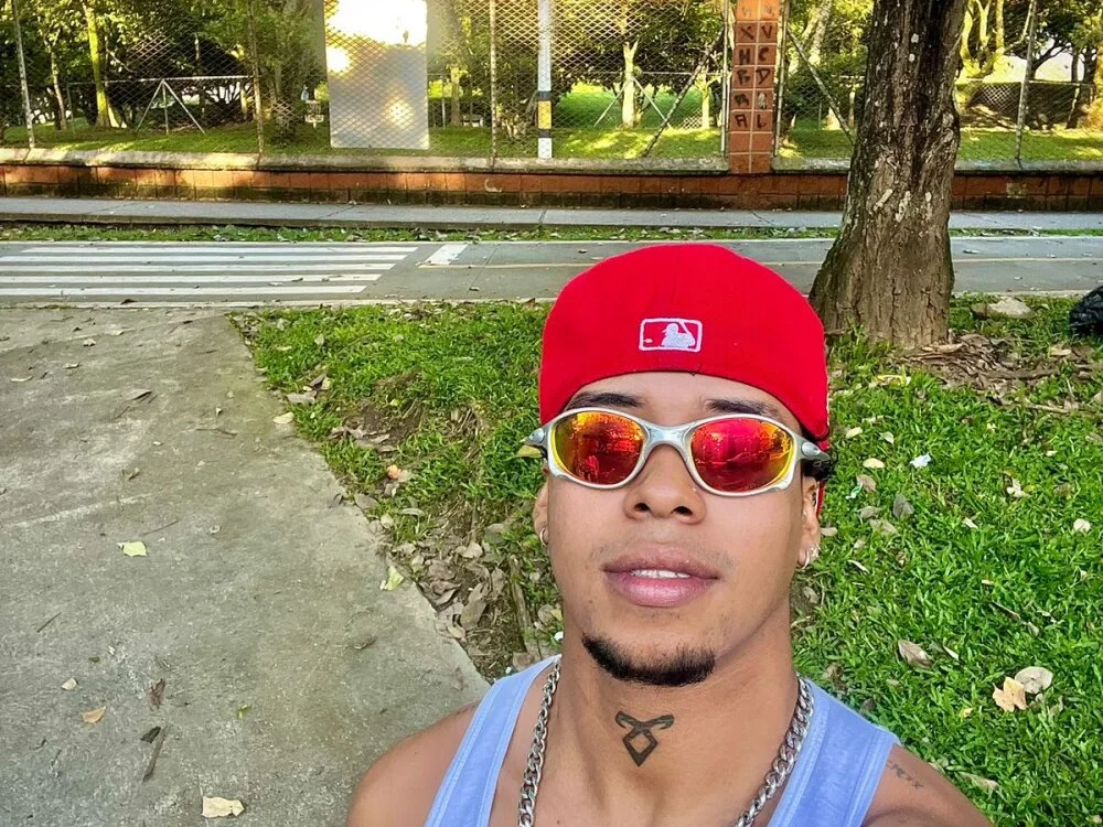 Owen_Benkosky Offline XXX-Chat