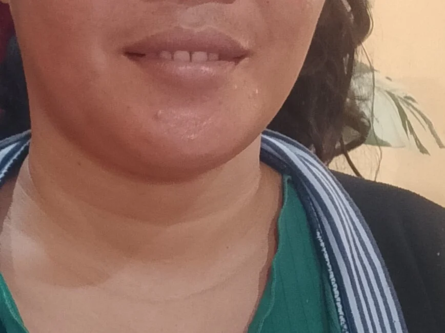 sweet_lara33's Offline XXX Chat