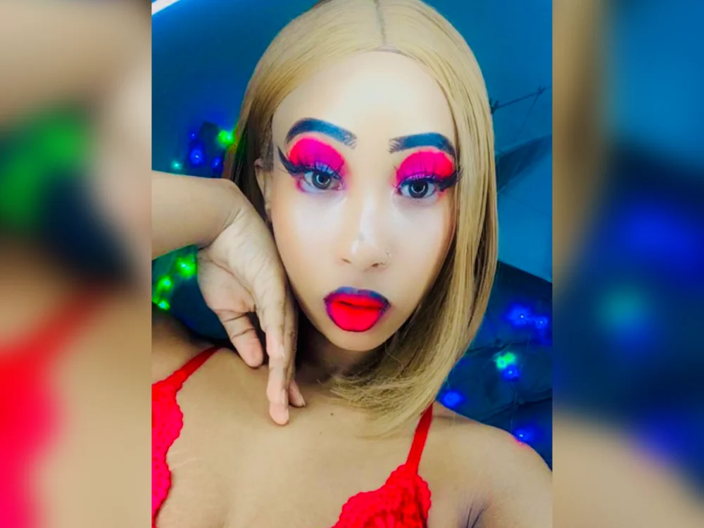 دردشة SEXaddictCANDY10 الجنسية دون اتصال