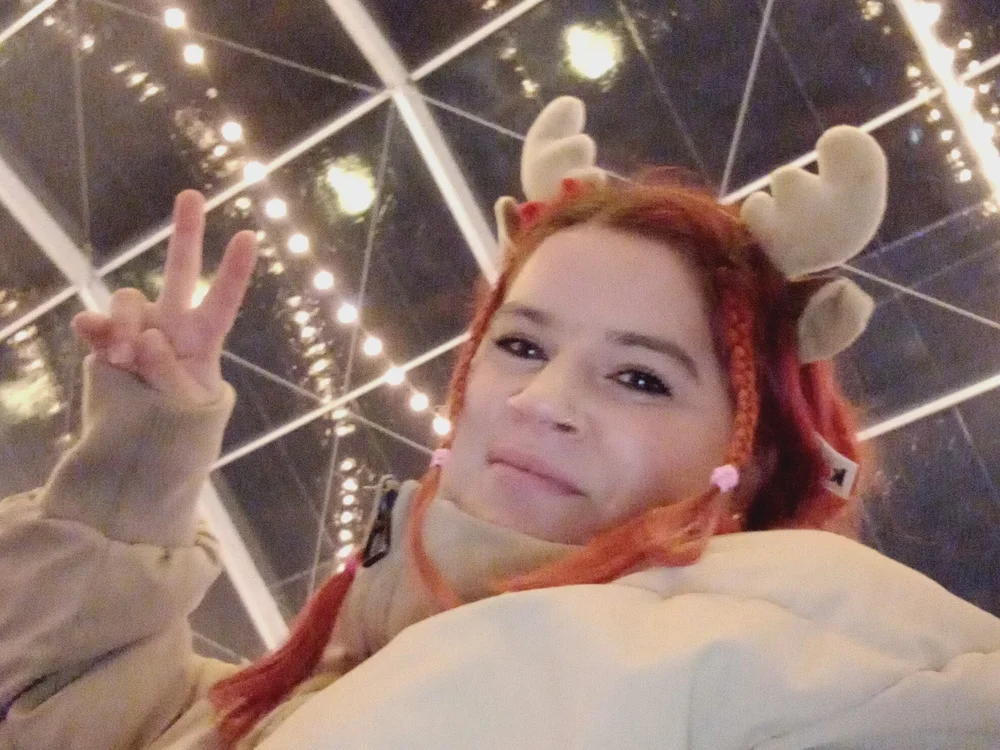 angeline019's Offline Chat Room