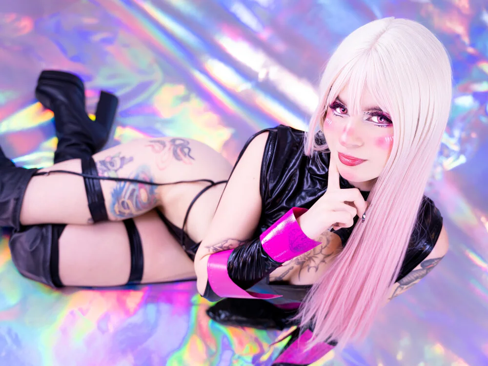 melany_blair Adlı Modelin Çevrimdışı XXX Sohbeti