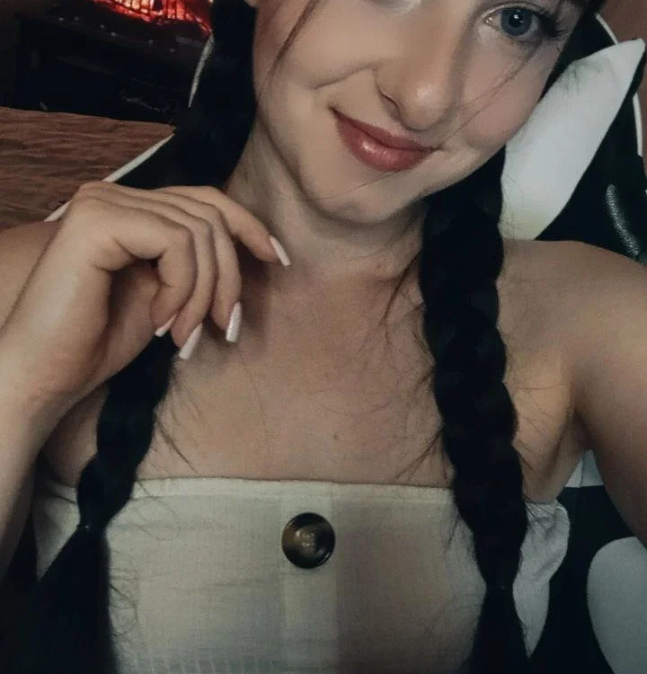 krisbadass' Offline Chat Room