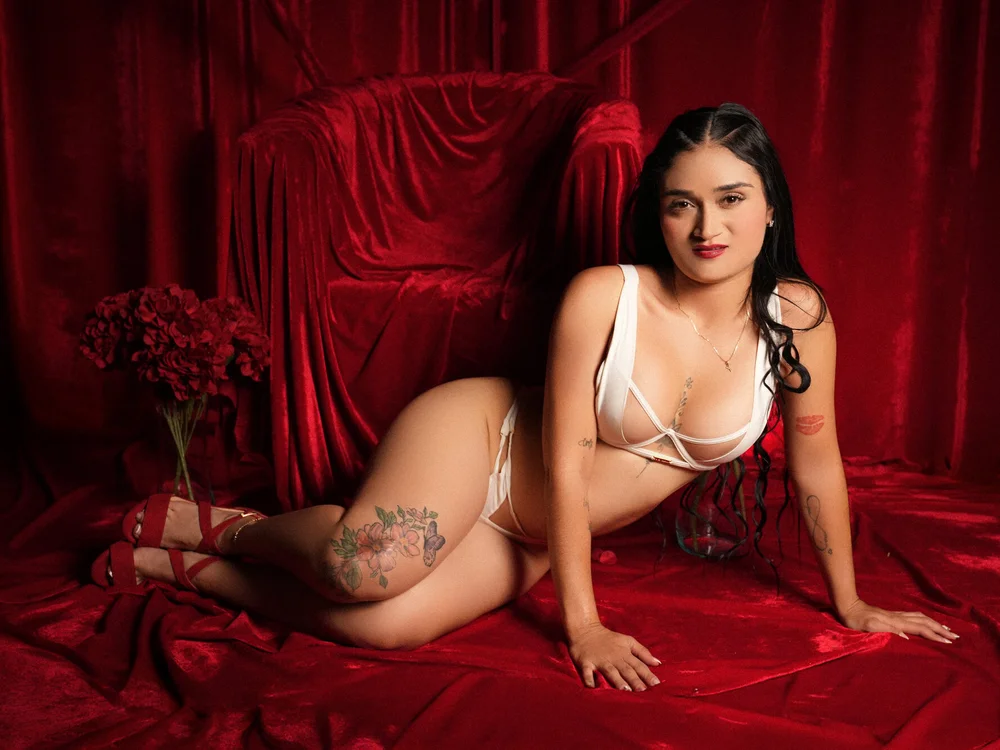 Sunny_Linn cam model