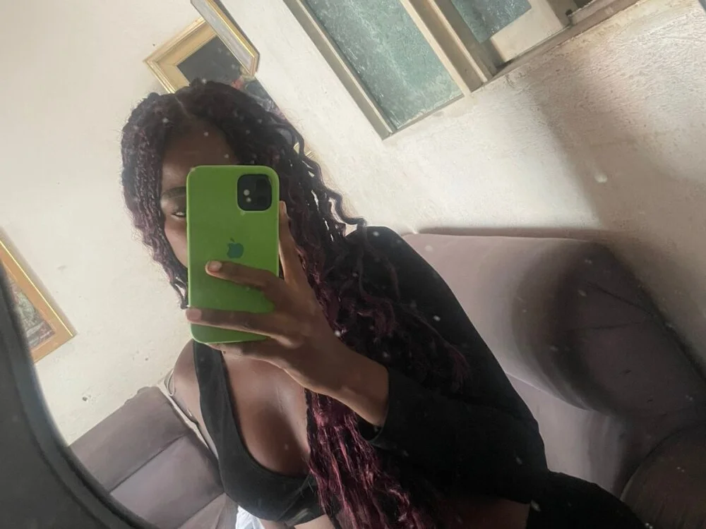 Chat XXX ao vivo de Aylah_beckman