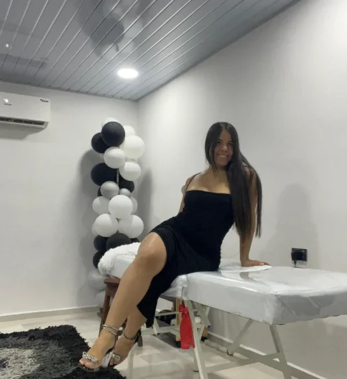 Niki_ass offline chatrum