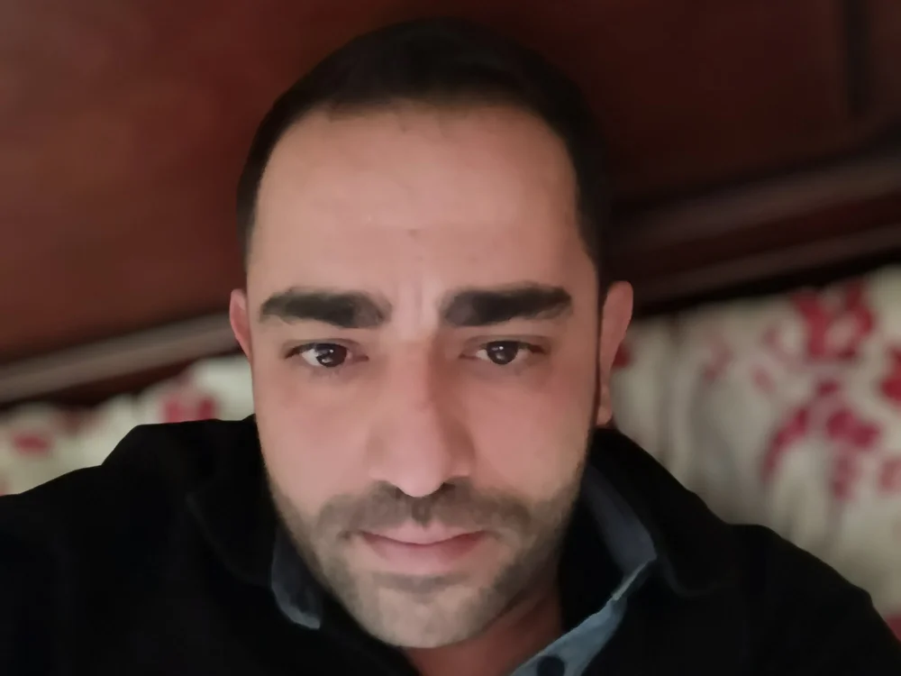 Kayga812: συνομιλία ΧΧΧ εκτός σύνδεσης