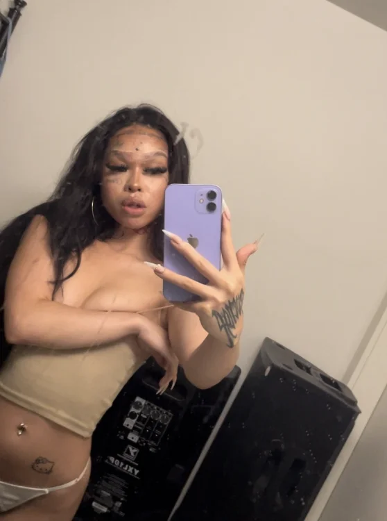 chiefkweefxo's Offline XXX Chat