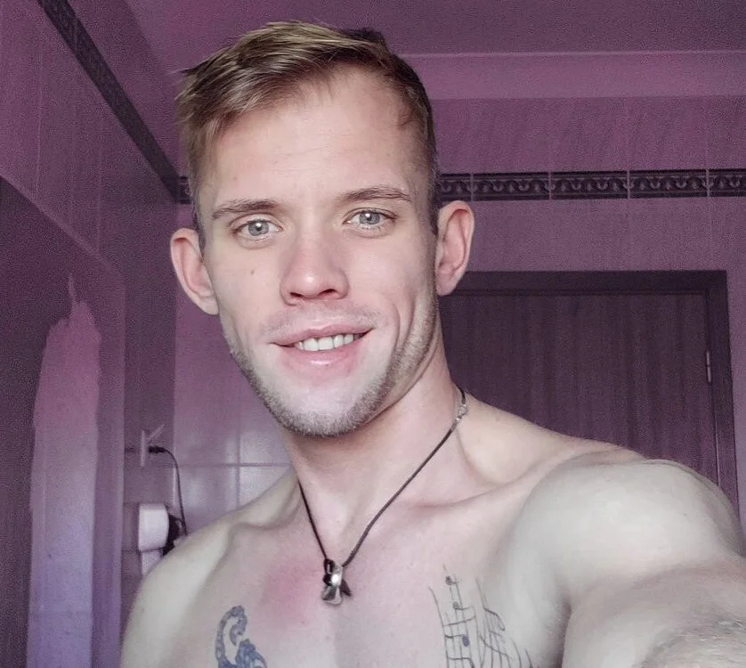 RAWPUSSYBOY69@xhのオフラインXXXチャット