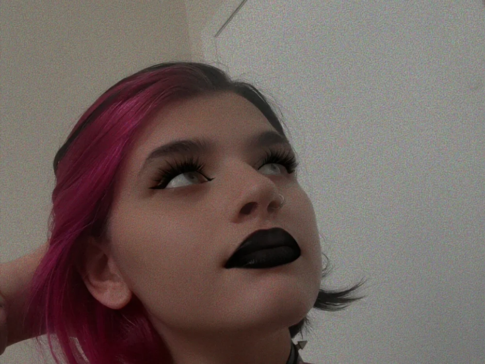 Riot2123 Chat XXX offline