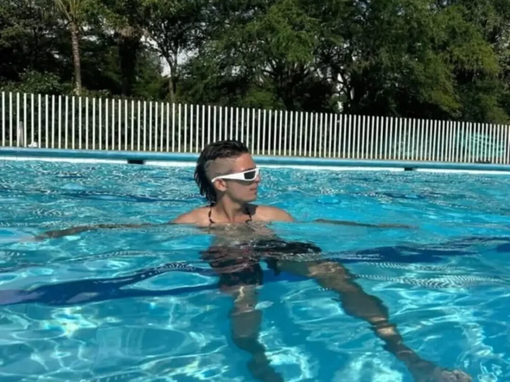 Hot_Gaara offline XXX-chat