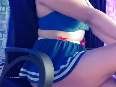 Hot_royalbhabhi webcam livesex profile in hairy cams