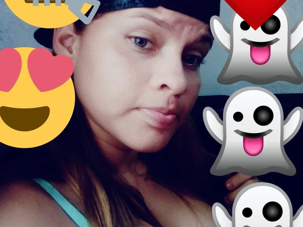 blondesex19's Offline Chat Room