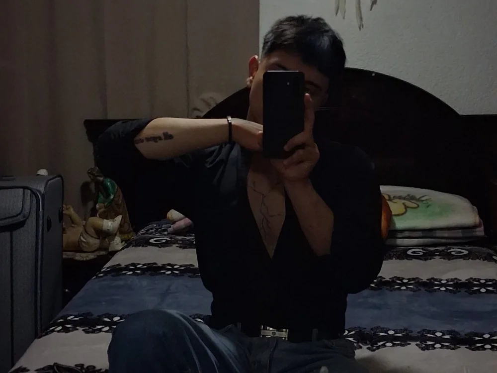 SkinnyBabe103's most recent online preview