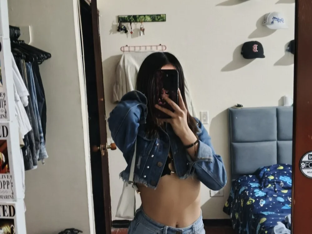 Sarah31v Live XXX-chat