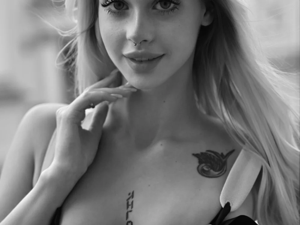 Helga054's Offline XXX Chat